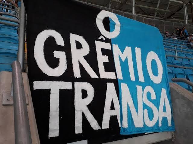 errado. a sabrina seria do grêmio